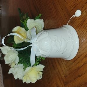 WHITE EMBOSSED BELL